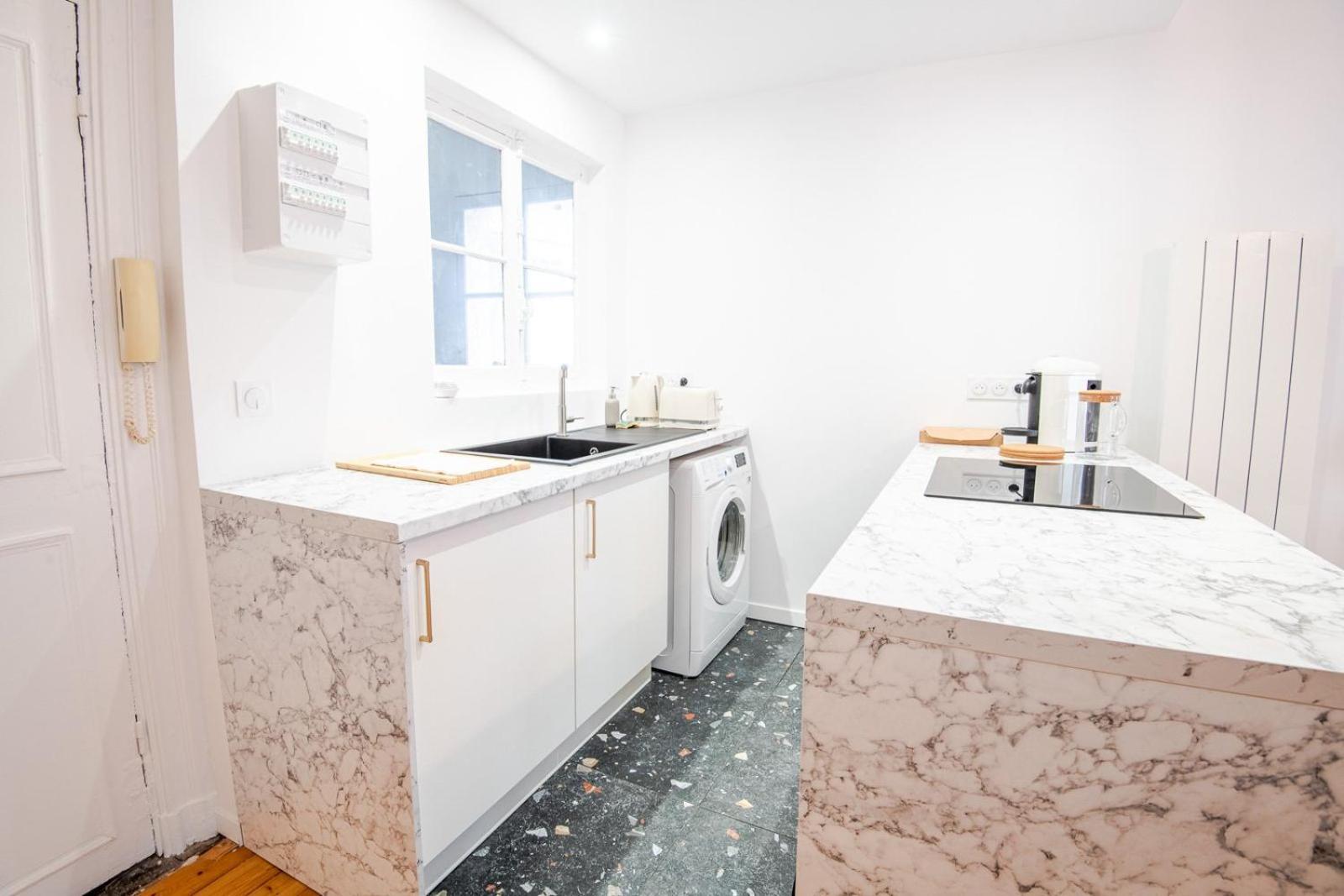 Le Petit Amandier - Apartment